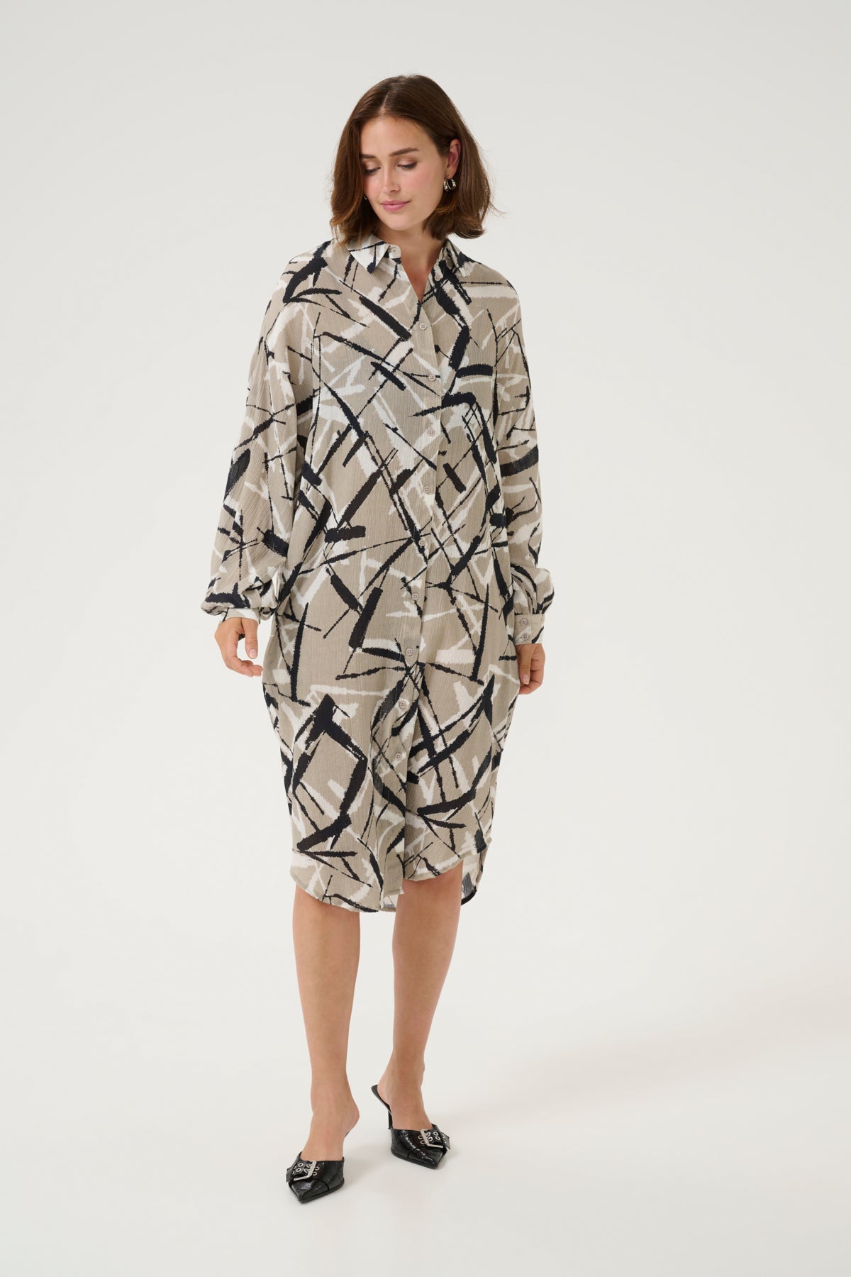 KAmanilla Skjortklänning Feather Gray/Black Graphic - 10509623