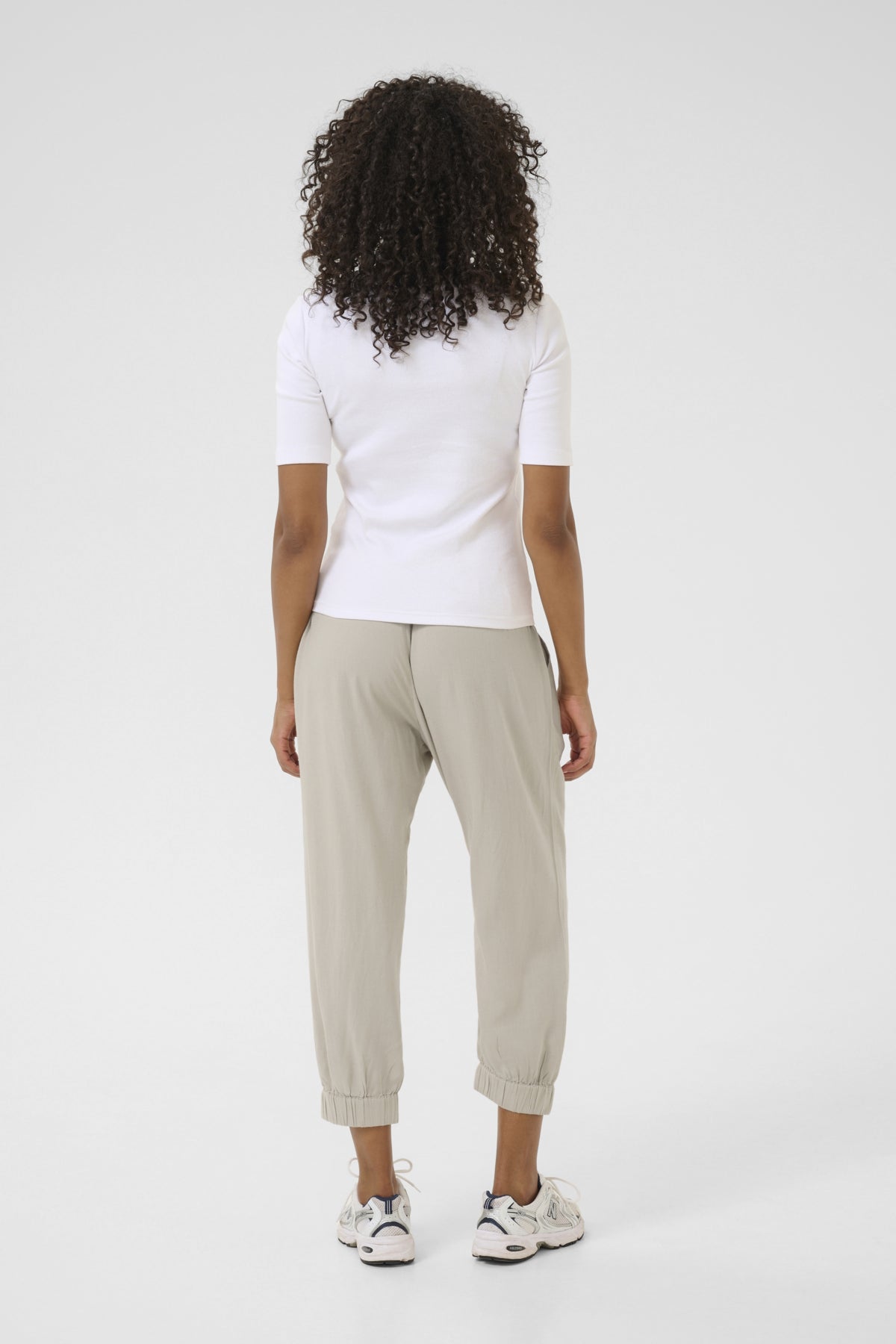 KAmilia Capri Pants Feather Gray - 10509669