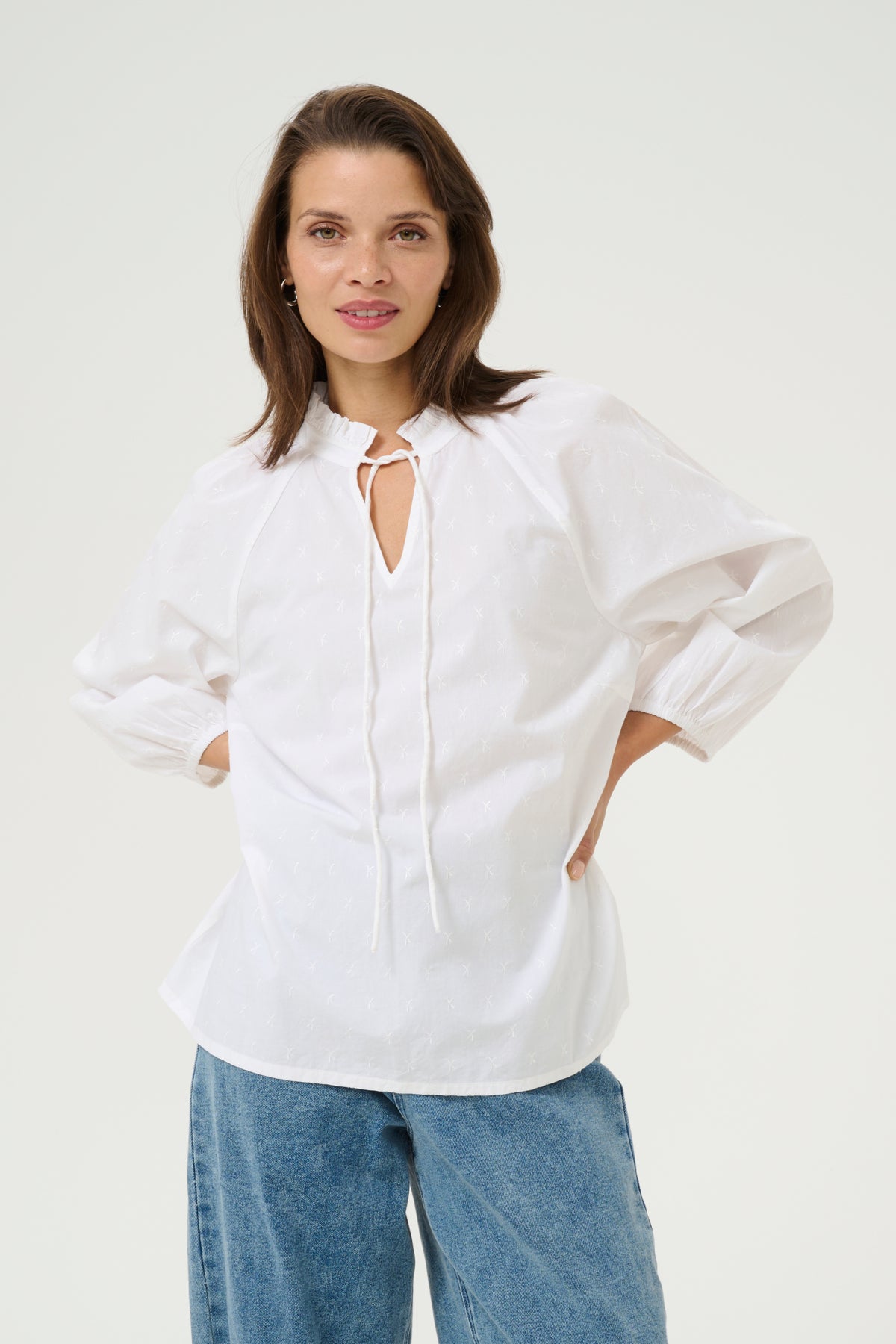 KAulla Blouse Chalk Flower Embroidery - 10509754