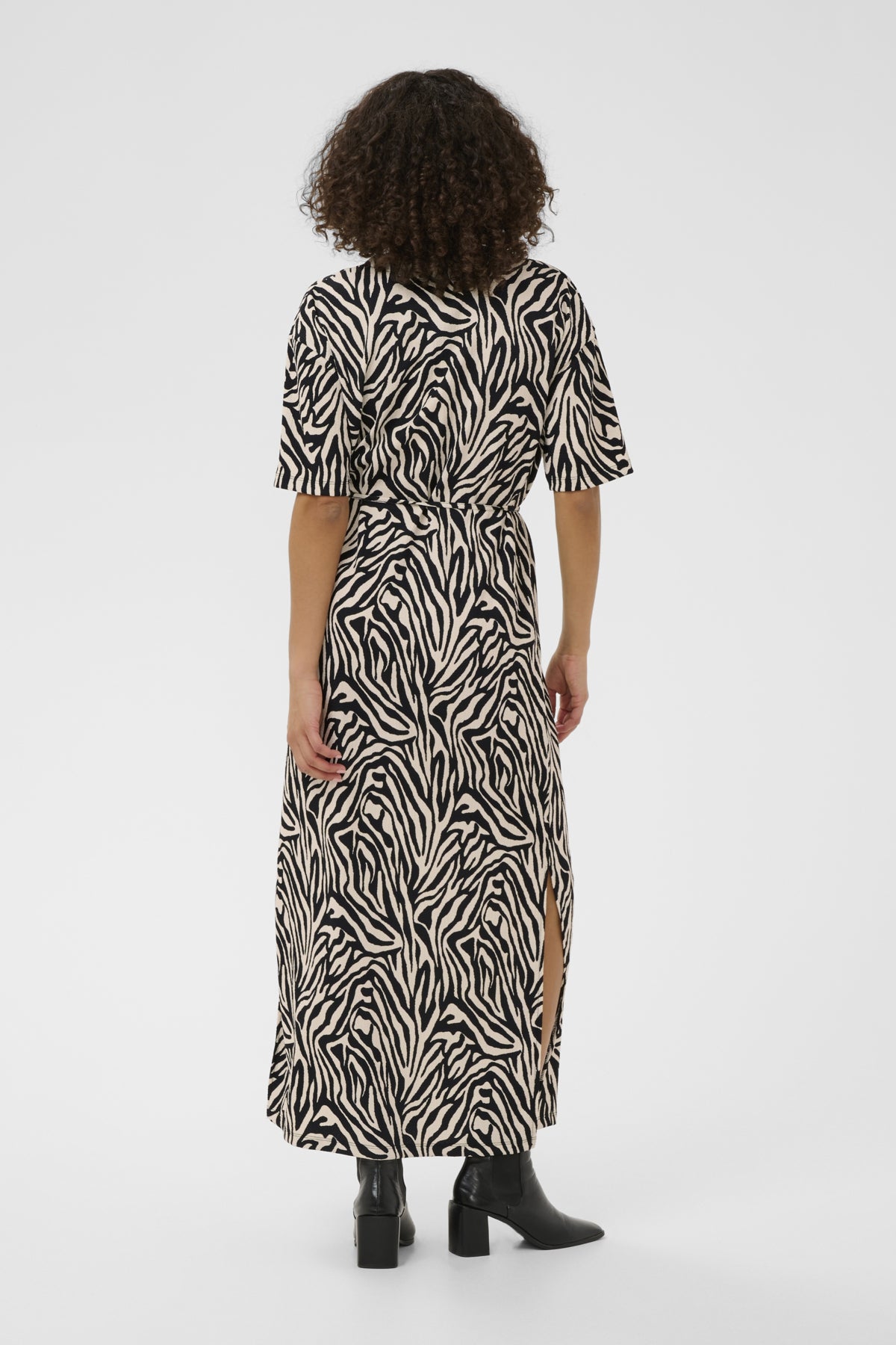 KAivanna Dress Moonstruck/Black Graphic - 10509781