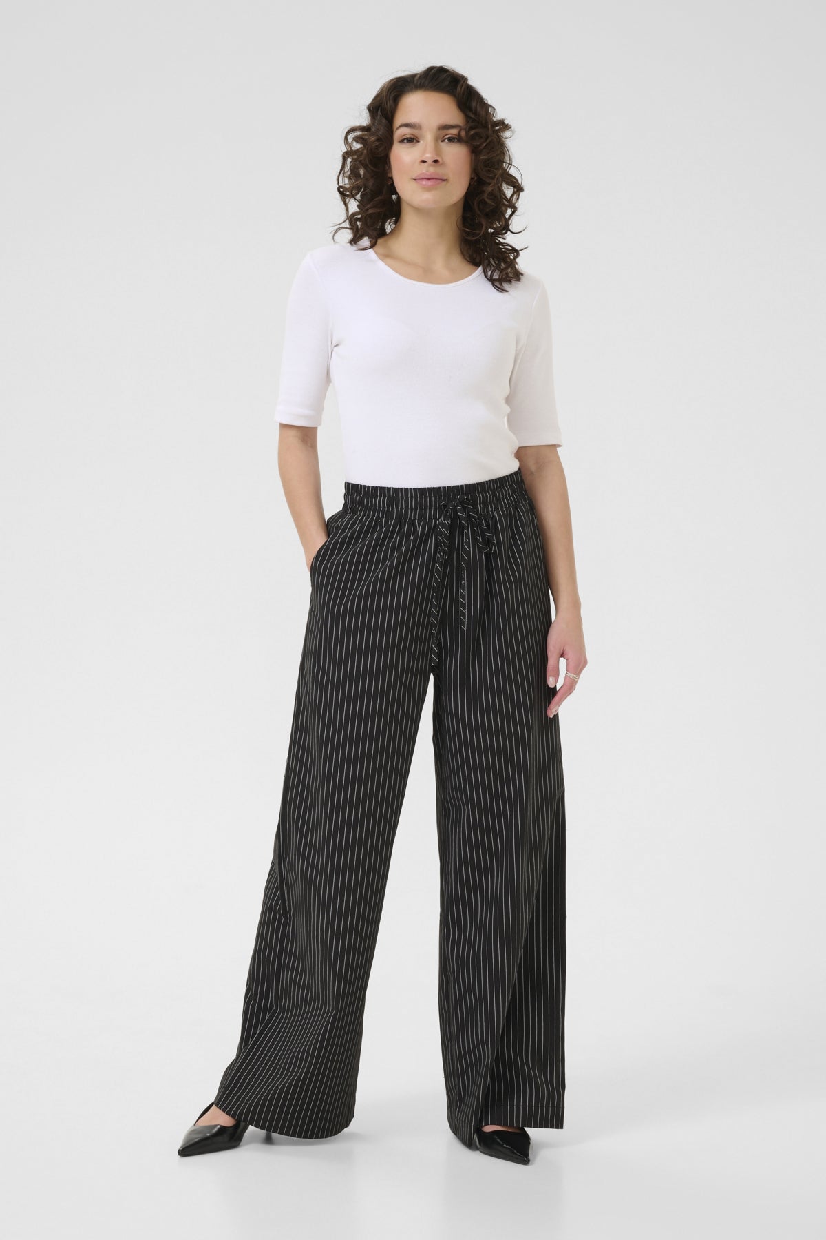 KAeliana Pants Black / Chalk Pinstripe - 10510610