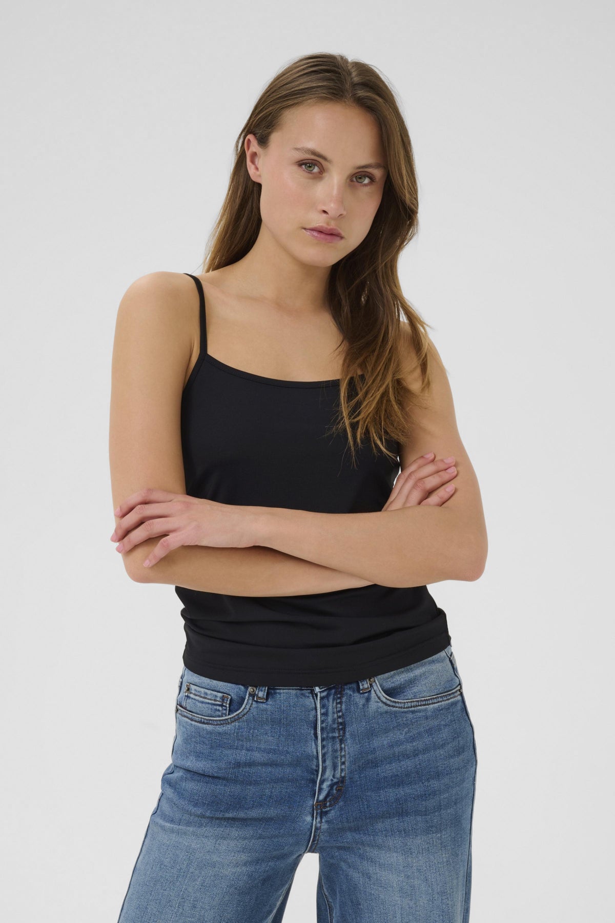 KAarina Strap Top Svart deep
