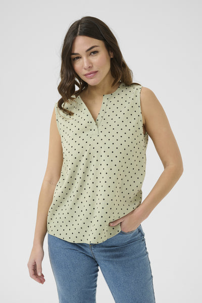 KArita Ärmlös Blus Lily Pad/Black Deep Dot - 10510879 Thumbnail