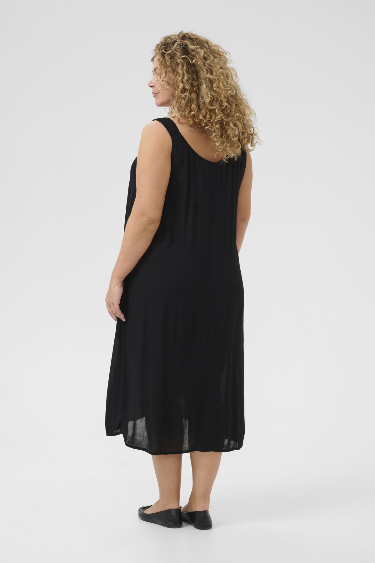 KCcaisy Ami Solid Dress Black deep