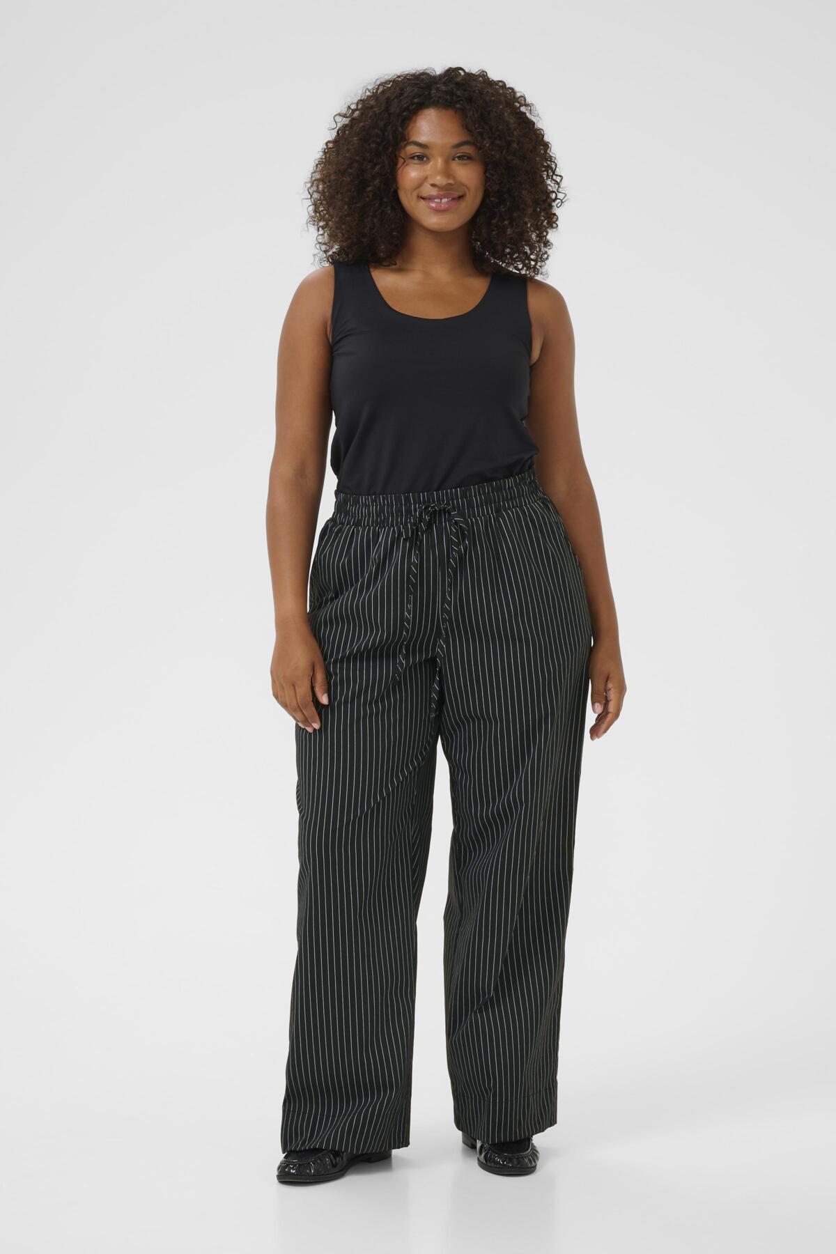 KCeloana Pants Black / Chalk Pinstripe - 10583647
