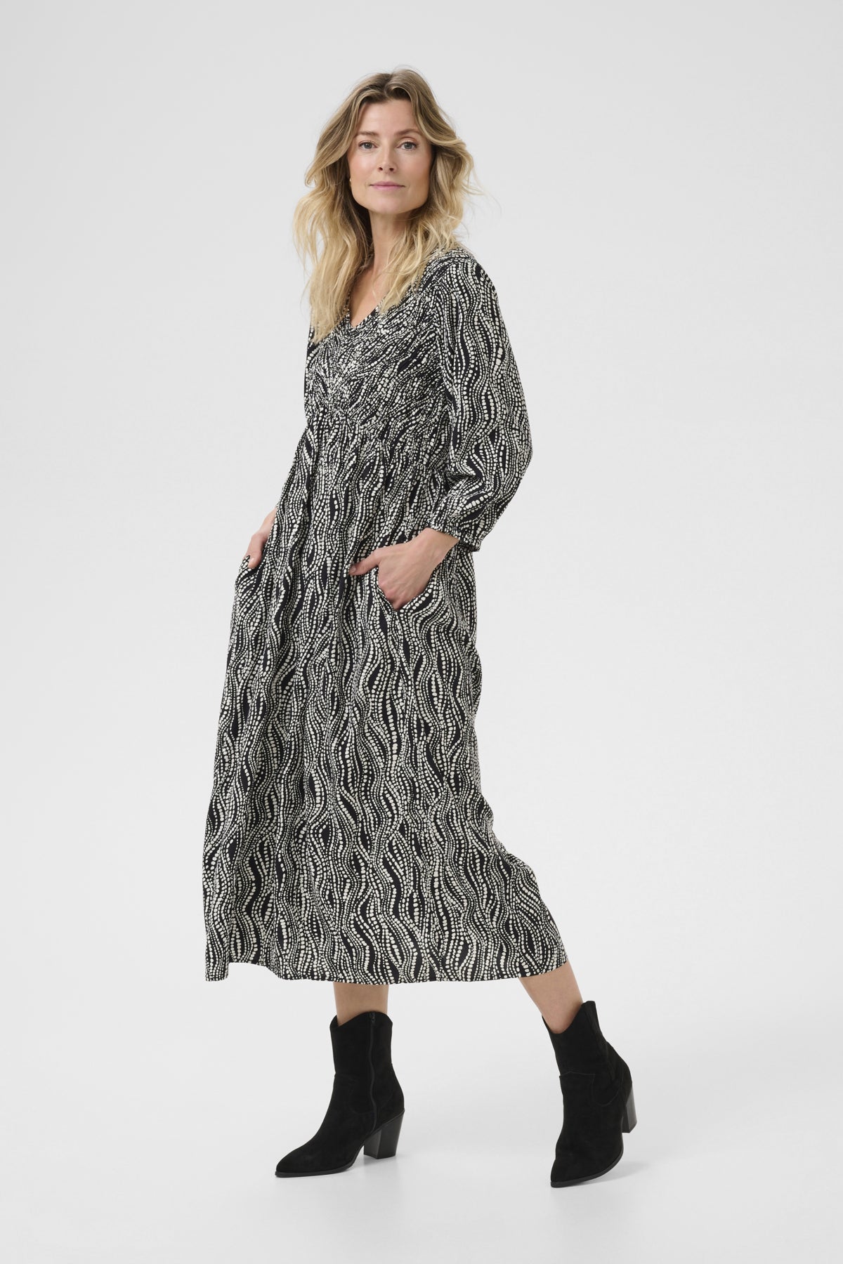 CRTiah Smock Dress Black wavy dots - 10613476