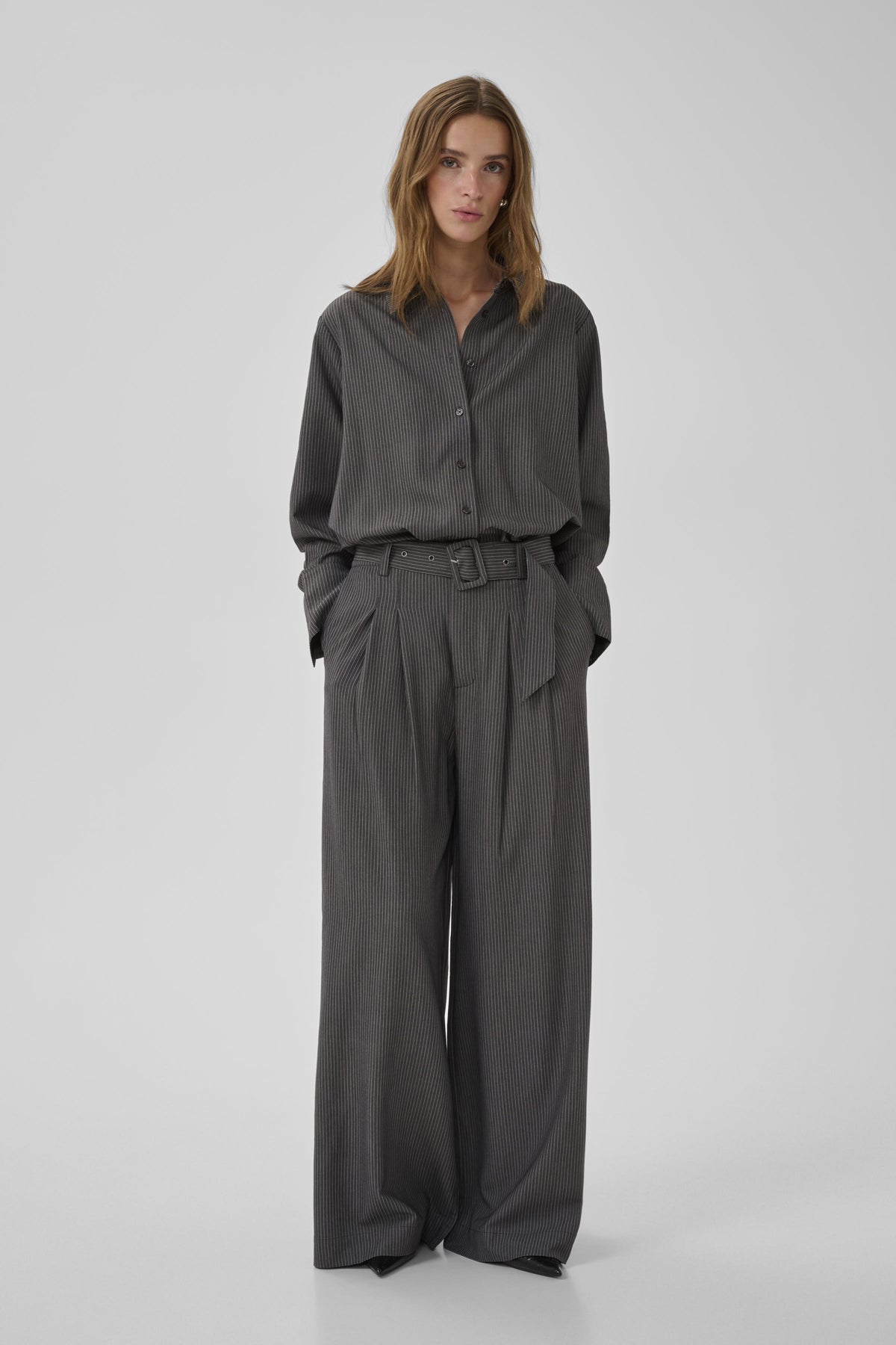 23 THE PINSTRIPED HIGH PANT Gråmelerad m. ränder - 10959 - 10705632