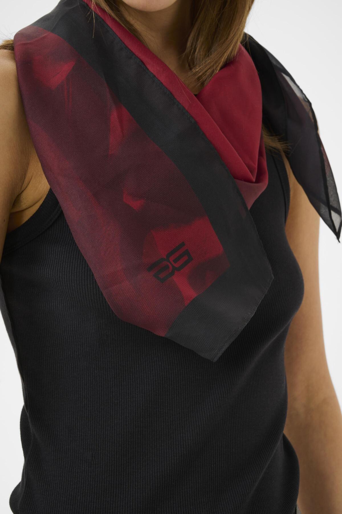 GZbitzi scarf Ripasso/aronia big rose - 10910633