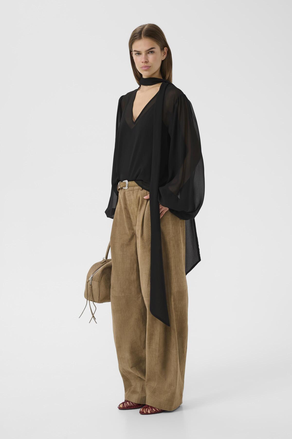 GZzurina blus svart - 100017 - 10911029