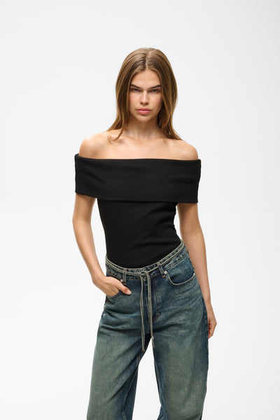 GZdrew off shoulder top Svart - 100017 - 10911418 Thumbnail