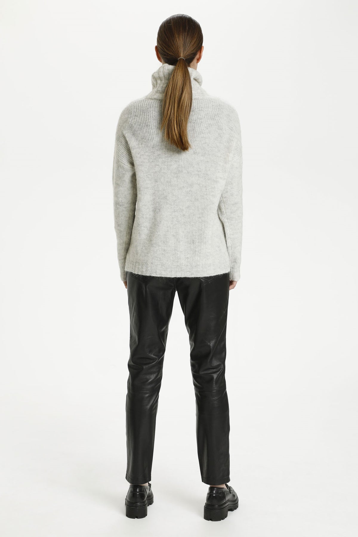 11 THE KNIT ROLLNECK Ljusgråmelerad - 10703605