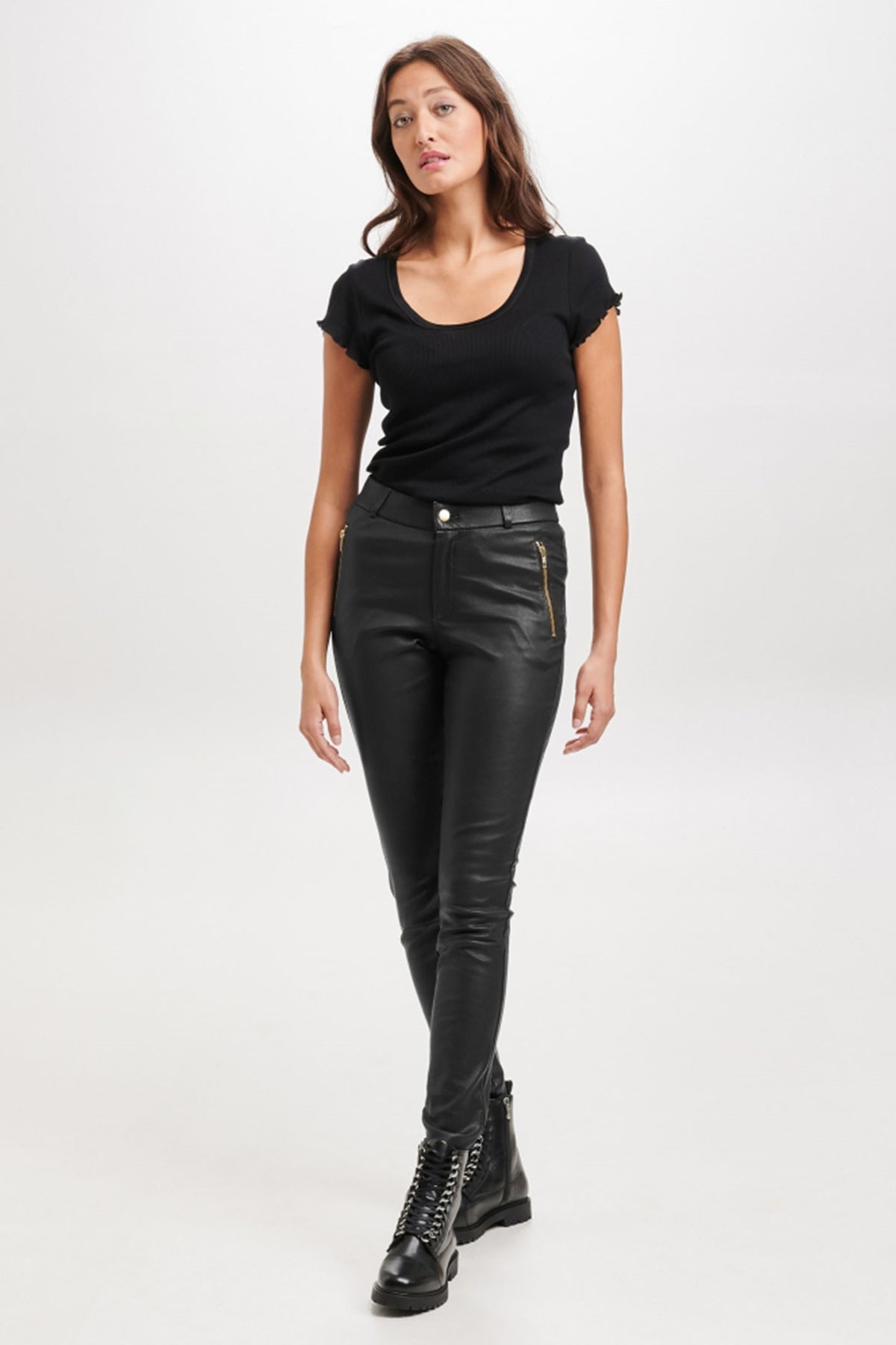 Leggings med sadelskärning och dragkedja p Svart m. Guld-detaljer - 10910-new