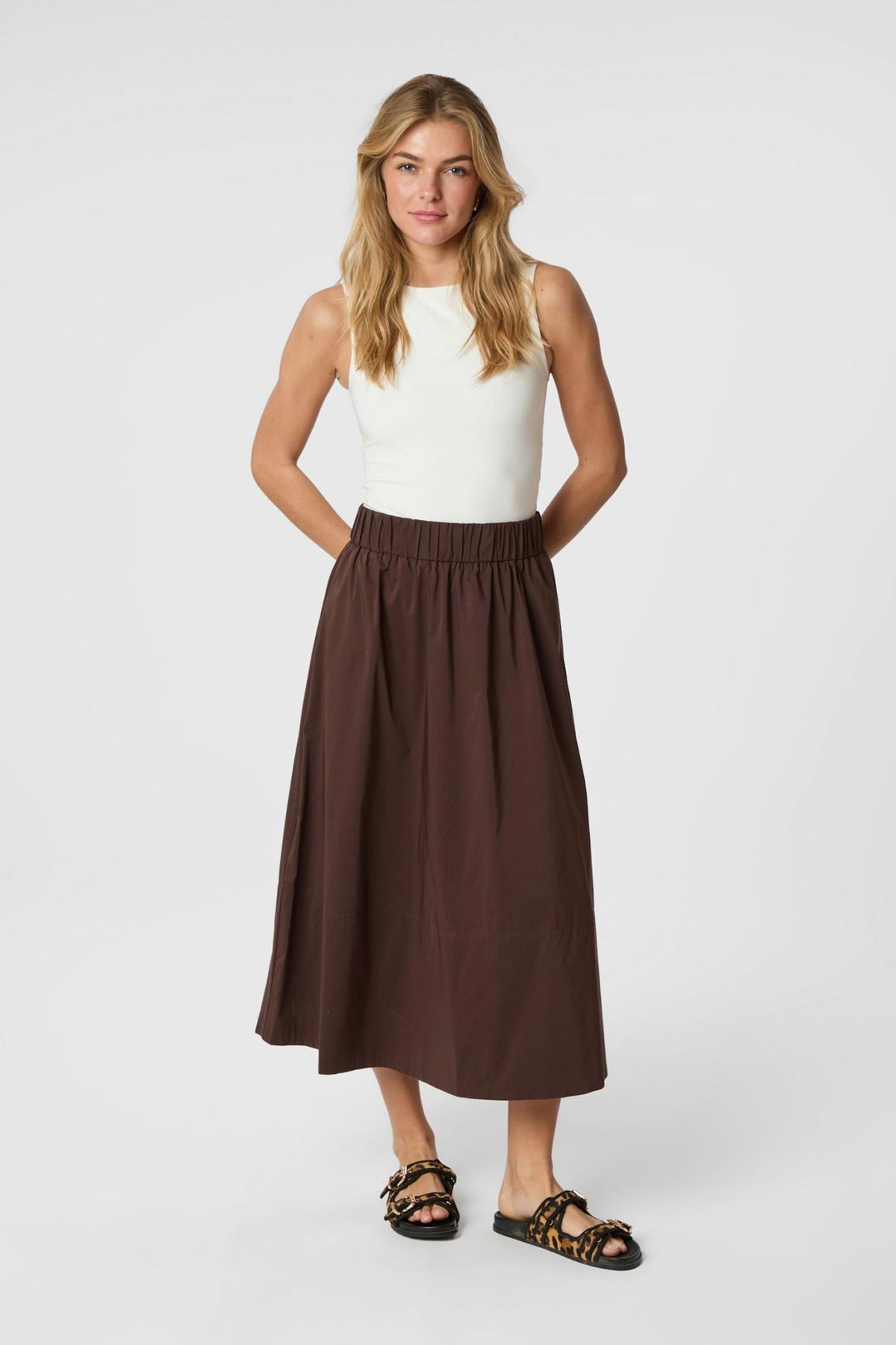 Yara Poplin Mörkbrun - 158280