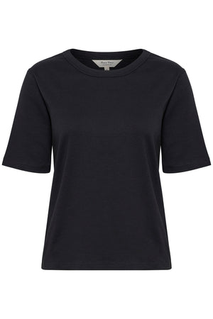 135379Black
