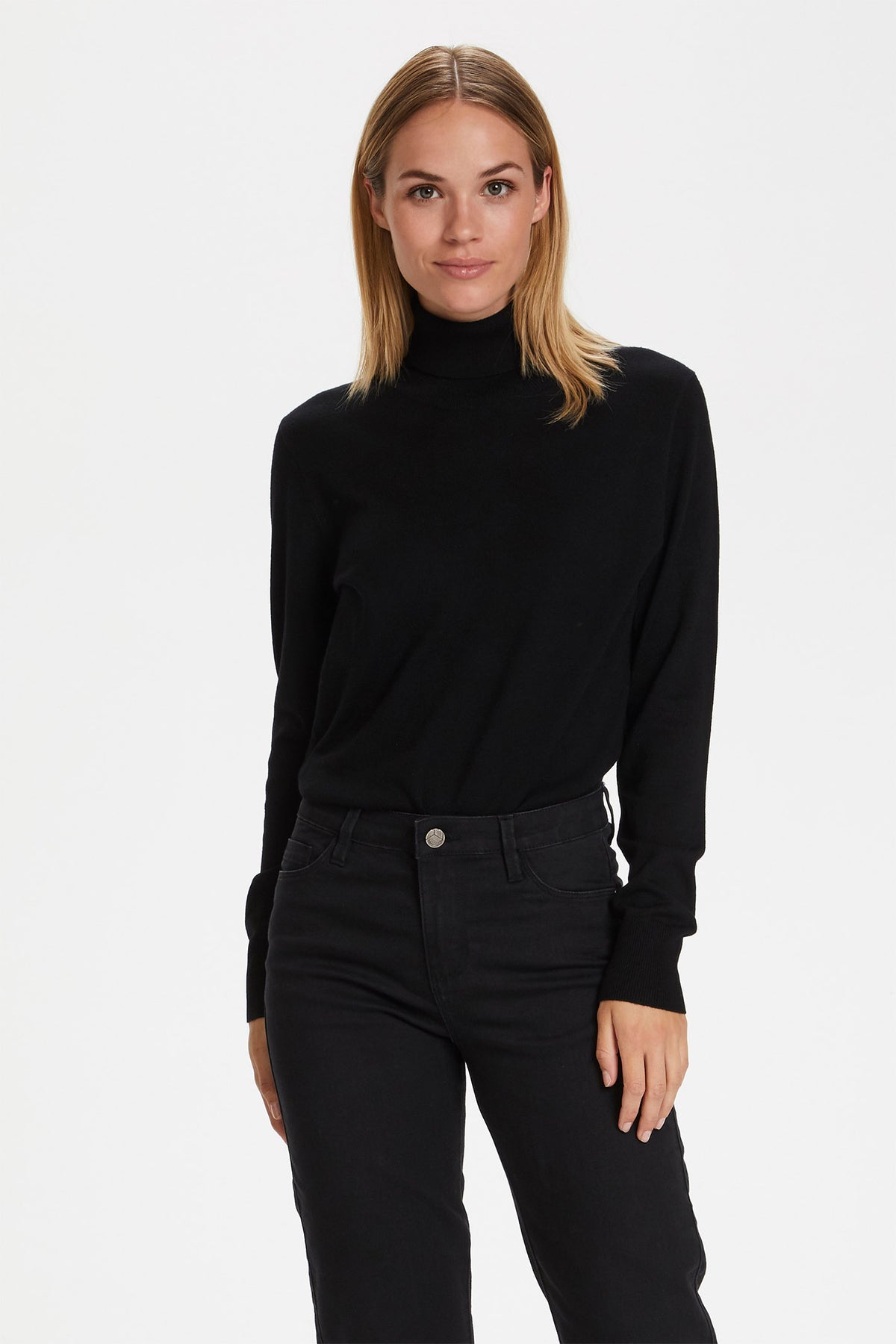 Astrid Roll Neck Svart deep - 500023