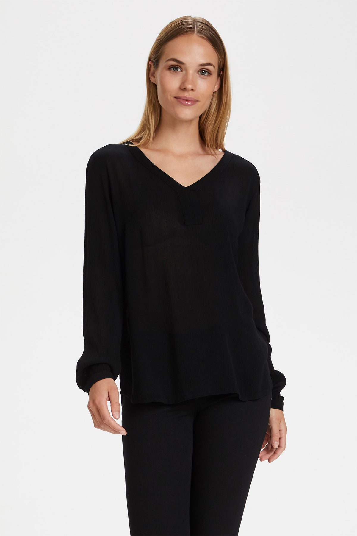 Amber Blouse LS Black - 501032