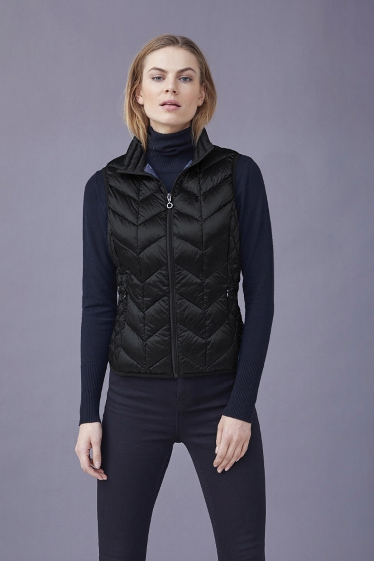 140040Black