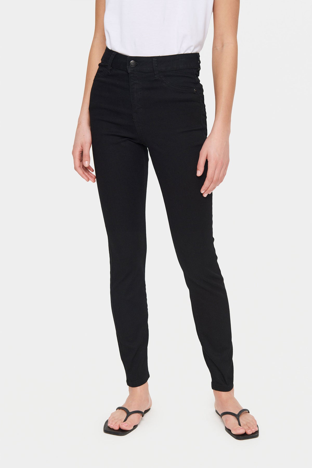 T5757, UllaSZ Jeans Black - 30501043