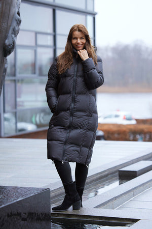 142748Black