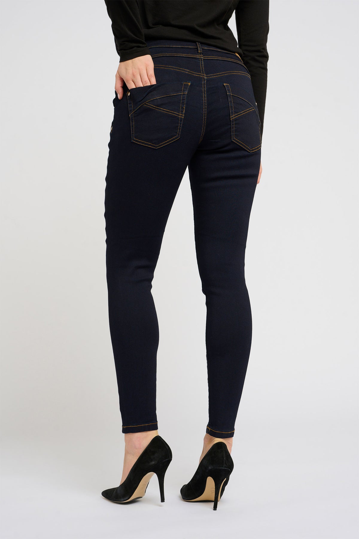 CRSandy Jeans - Baiily Fit Rinse Dark Blue Denim - 10610602