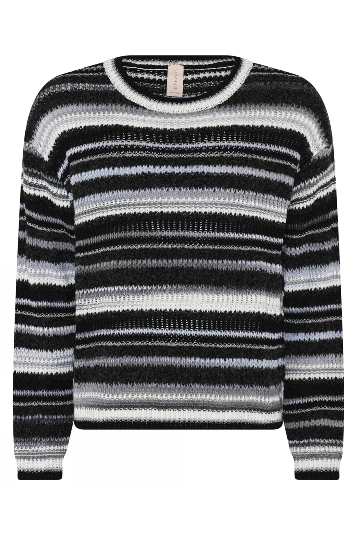 154548Black