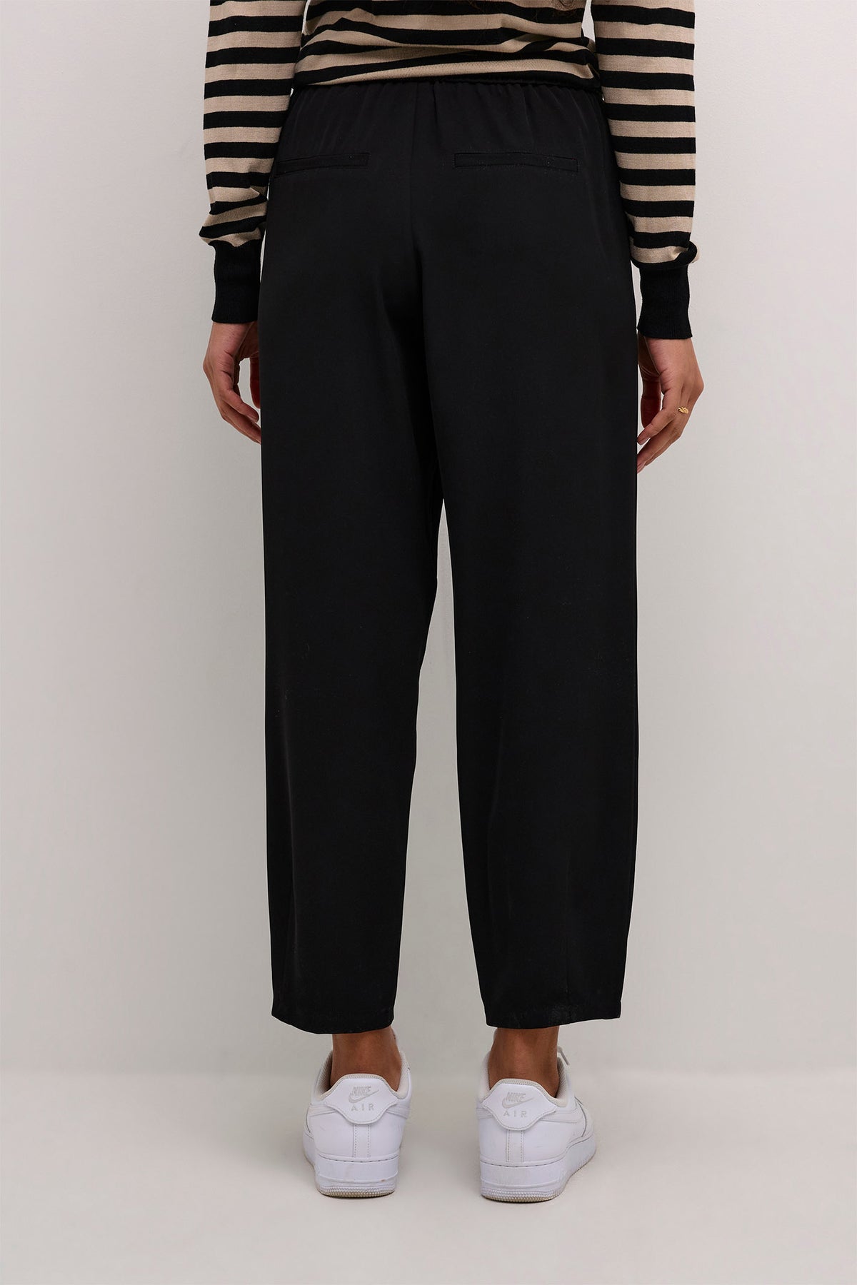 KAsigna Cropped Pants Black deep - 10509101