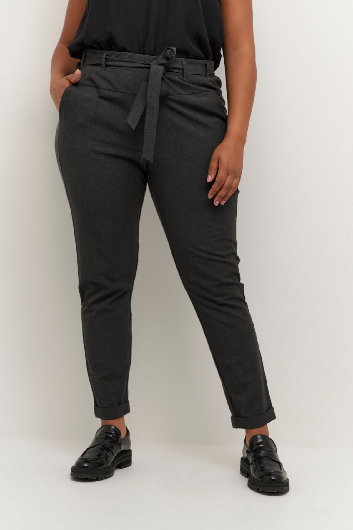KCjia Belt Pants Mörkgråmelerad - 10580008