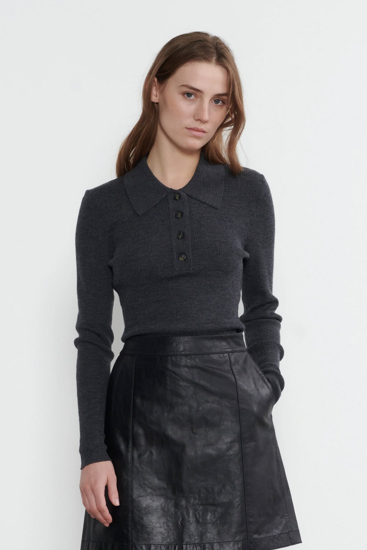 Karli knit 18 Mörkgrå - 245 759 0