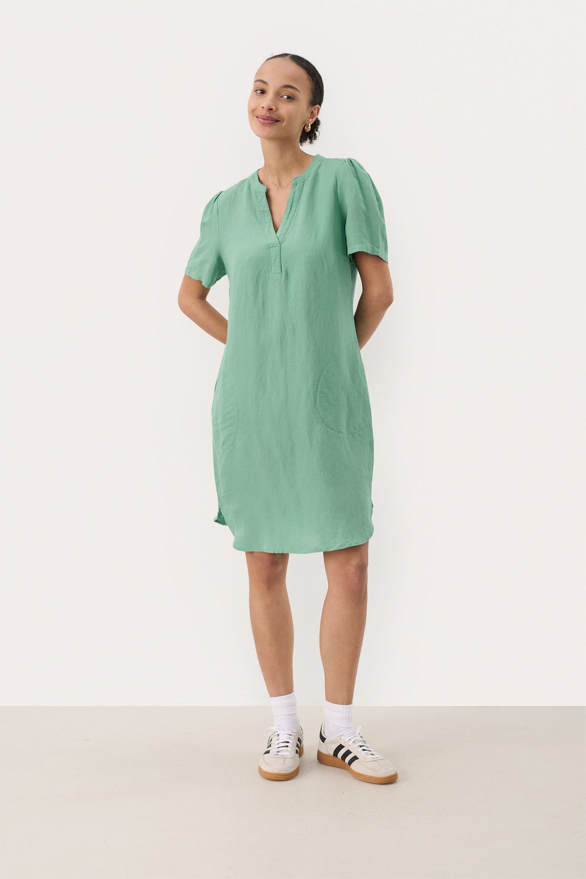 AminasePW DR Fältspat - 30309571