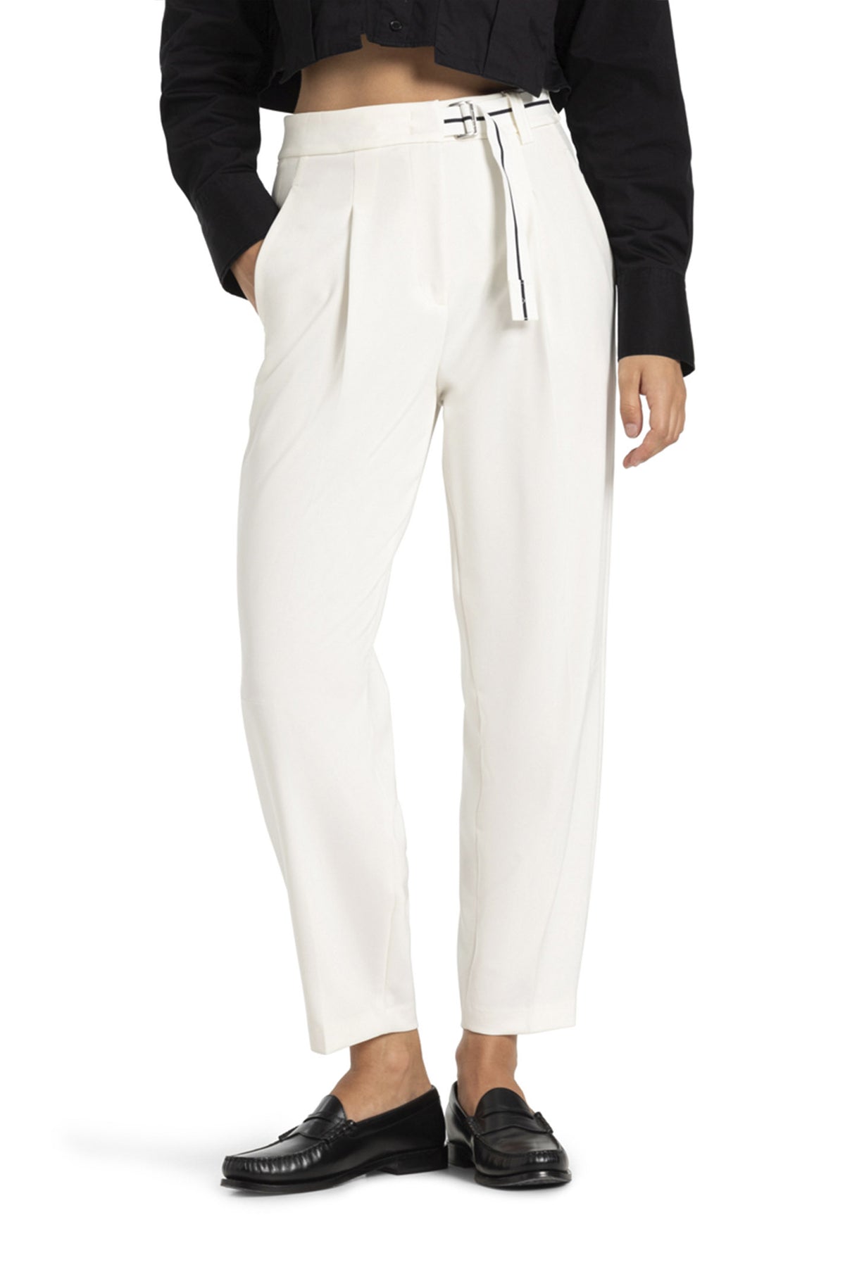 Elaine Off-White – 0349 02 6052