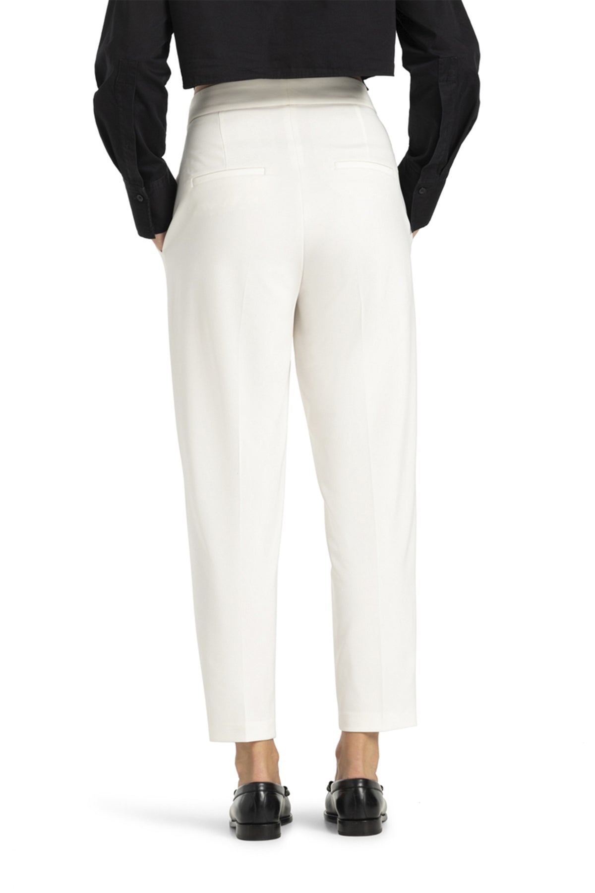 Elaine Off-White – 0349 02 6052