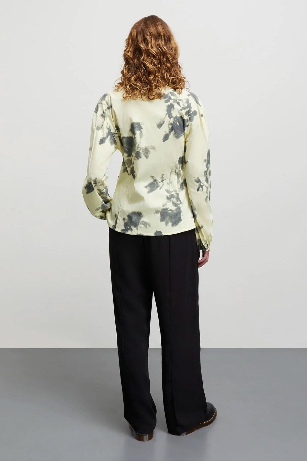 Light Crepe Harper Svart