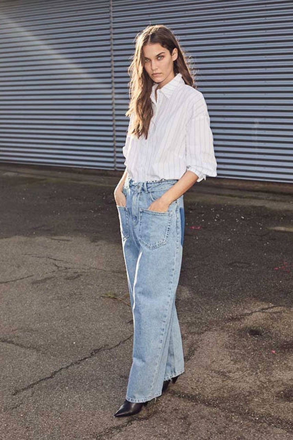 Flip Waist Pocket Jeans Bleached Denim - HL10179