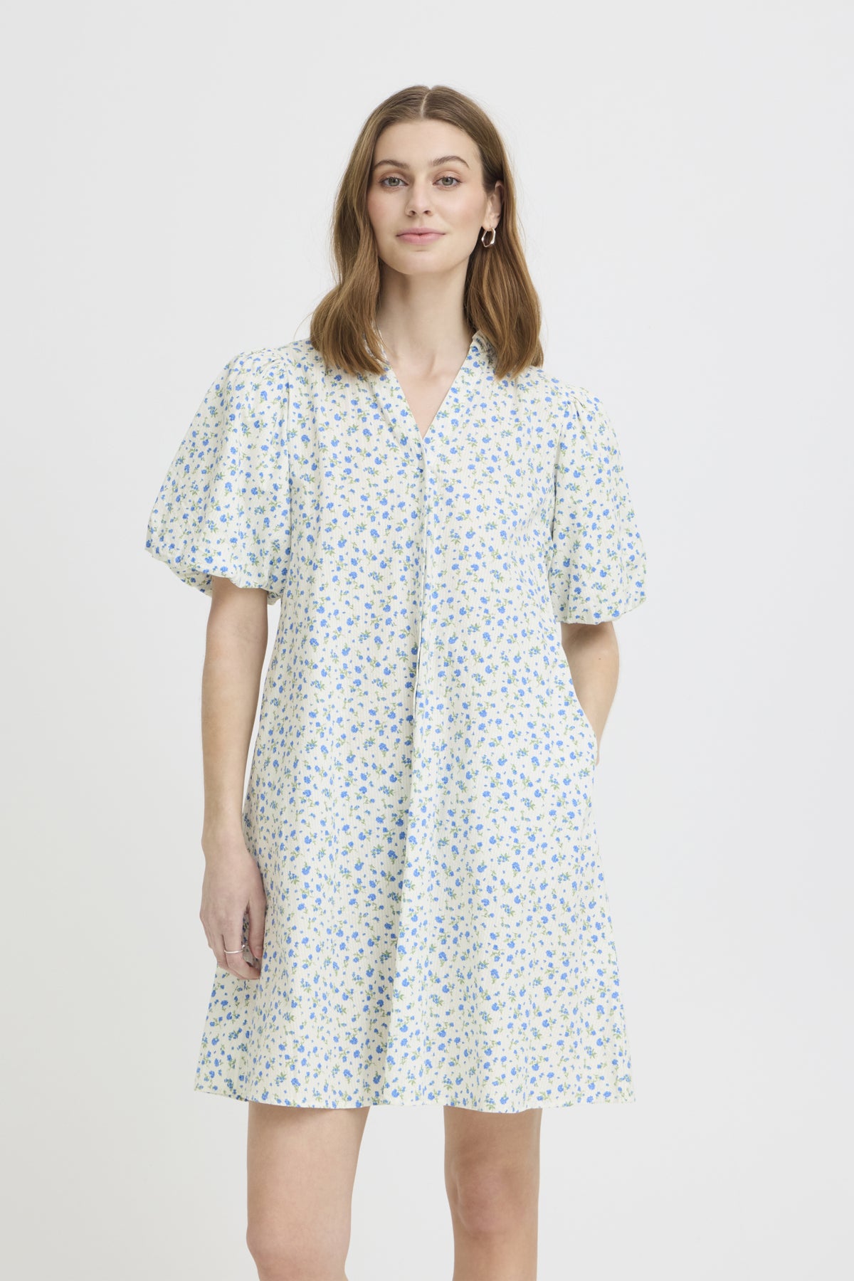 IHQWIN DR4 CLOUD DANCER/BLUE FLOWER - 900 - 20125645
