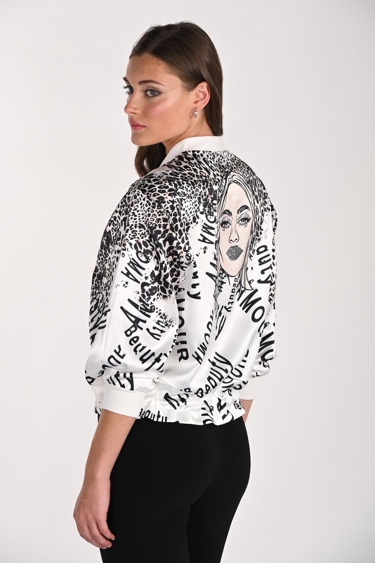 261657 JACKA Off-White - 261657