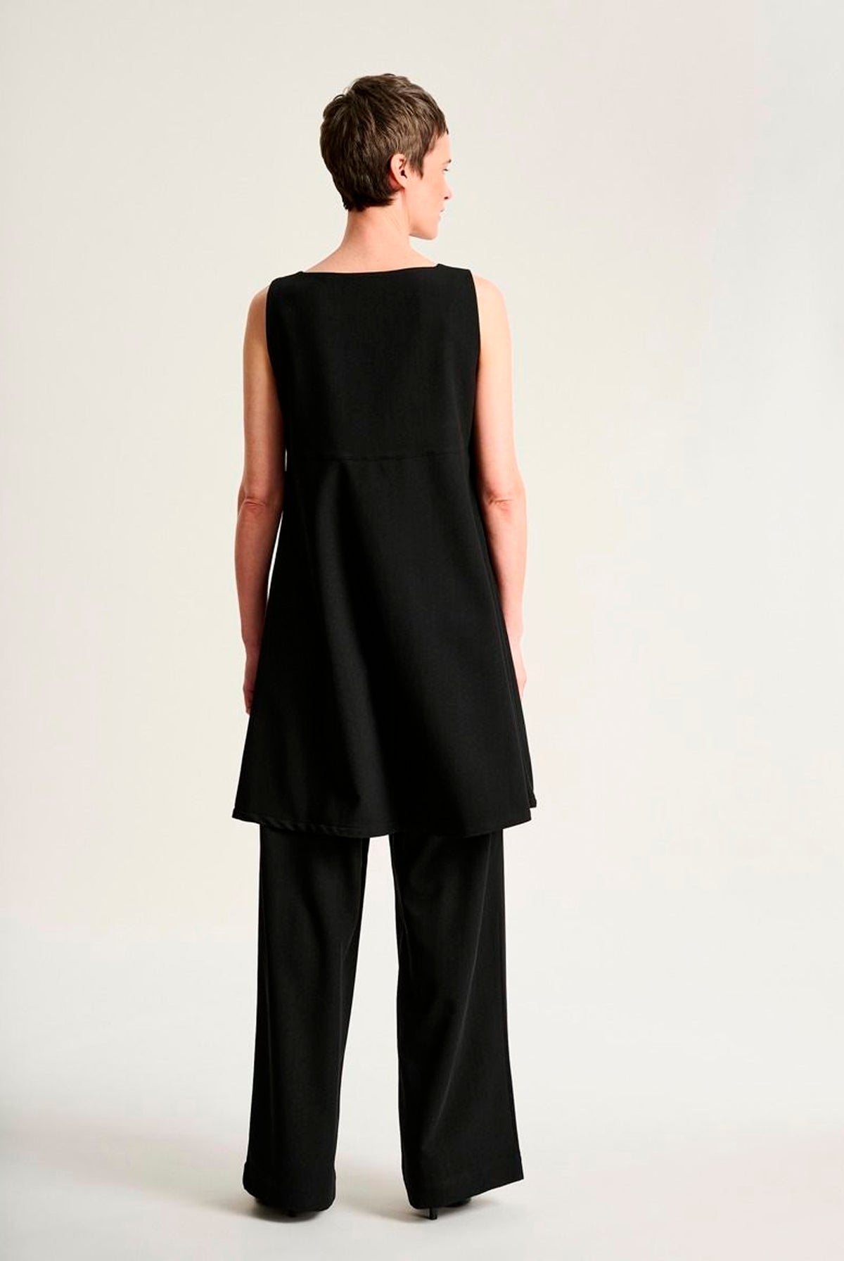 Sayaka Ärmlös klänning Black - 266-2481-5822