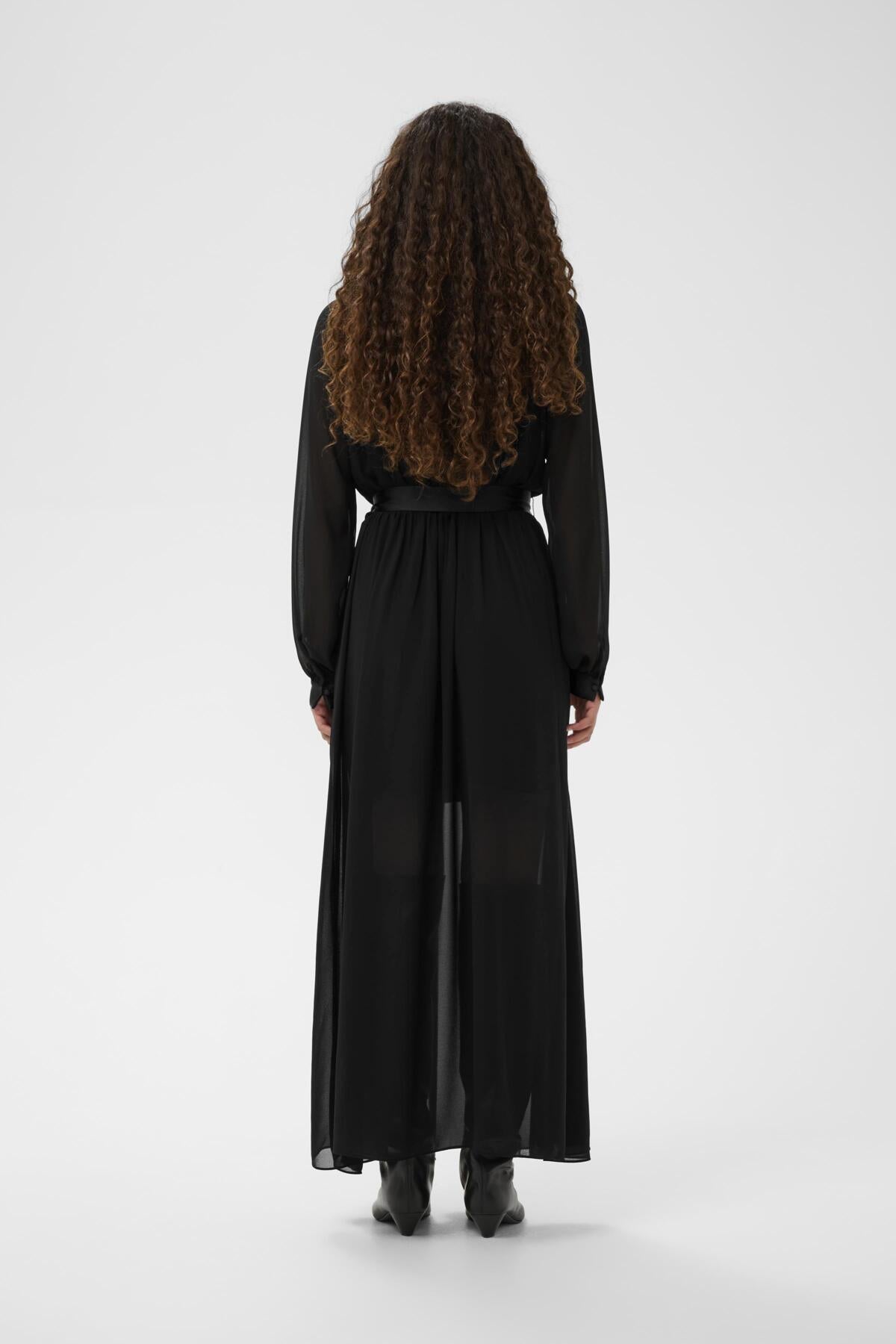 DARIAIW LÅNG KLÄNNING Svart - 194008 - 30112026