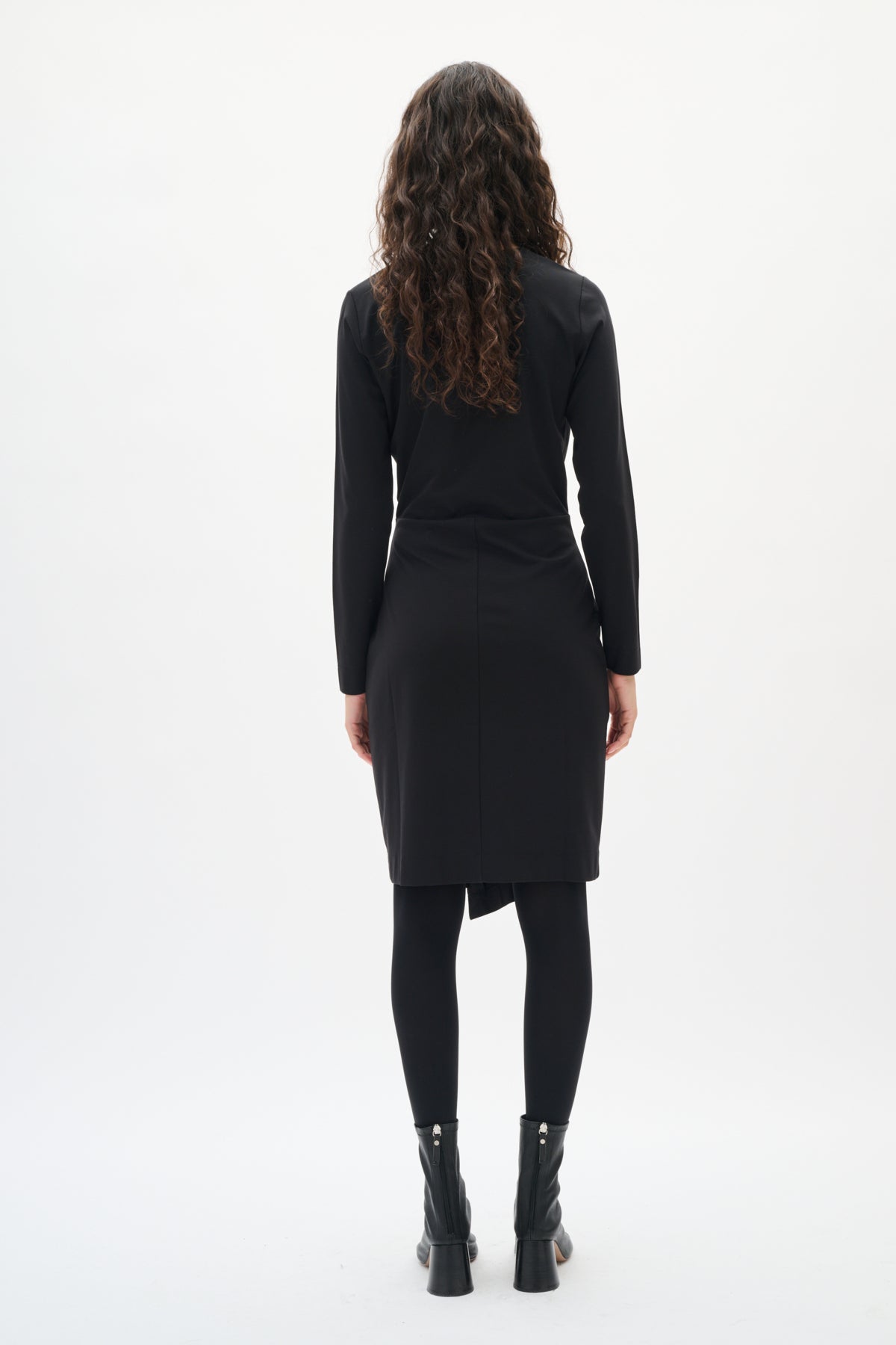 KASEYIW FAKE WRAP DRESS Svart - 194008 - 30112119