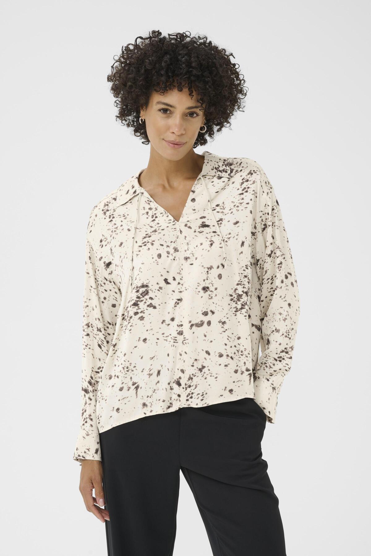 SheenaPW BL French Oak Scattered Print - 30310003