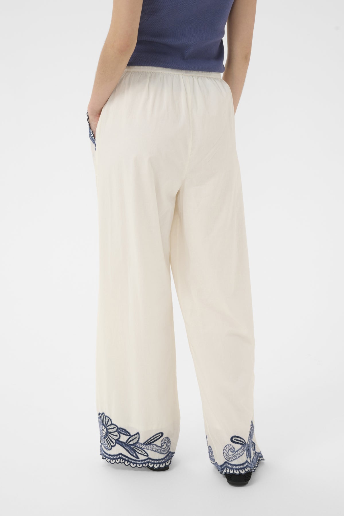 BilanPW Pants Whisper White W Blue emb - 304 - 30310557