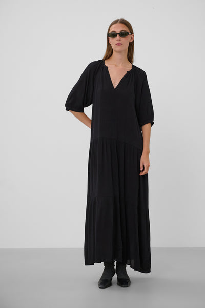 SLZaya Flowy Maxi Dress SS Svart Thumbnail