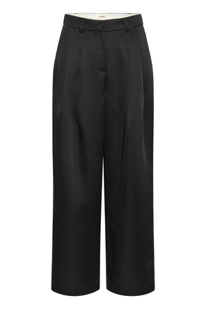 165740Black