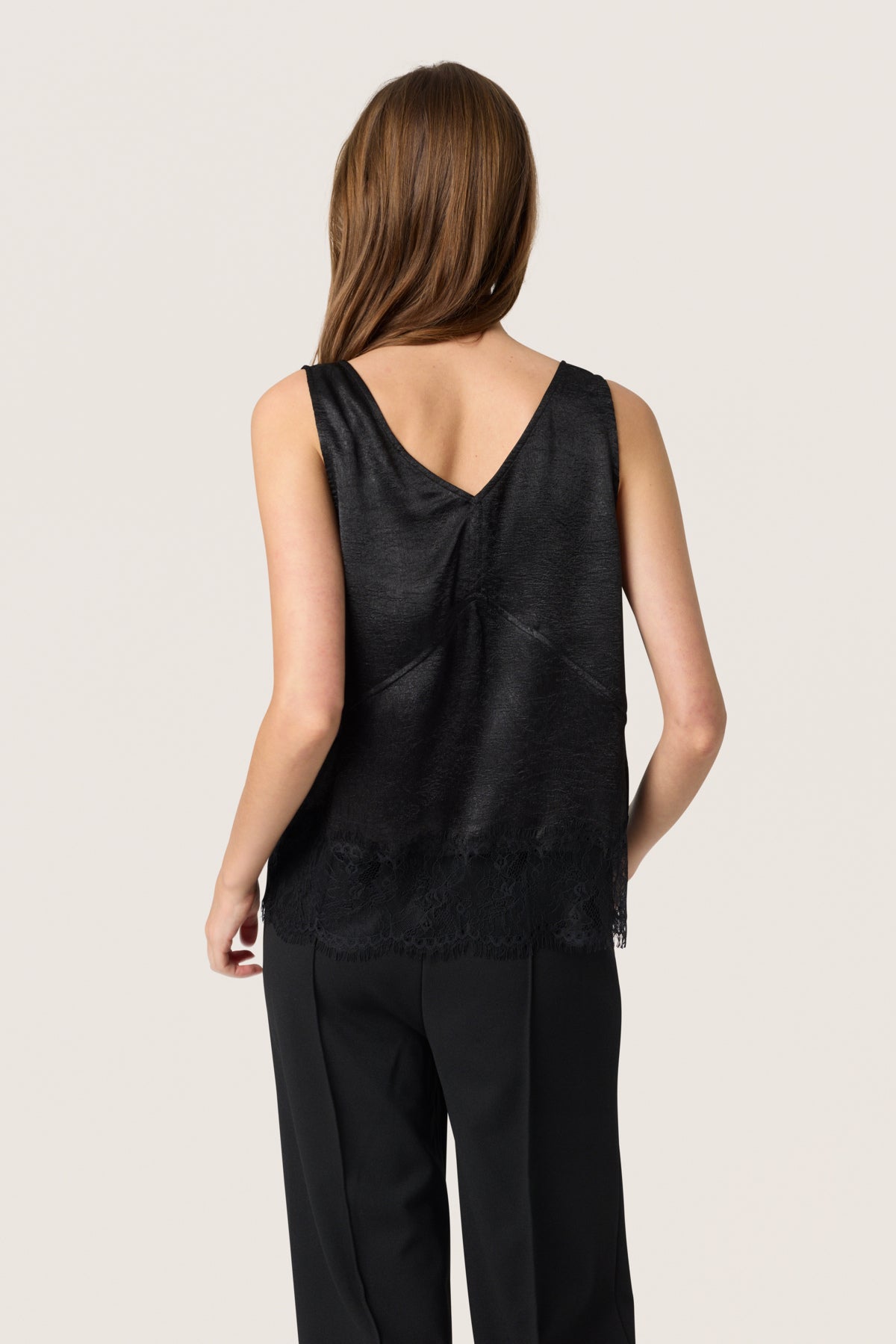 SLYennah Top Black - 30408592