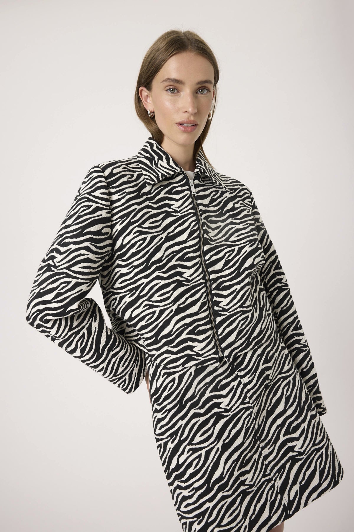 SLDarleen Jacka Animal Jacquard - 304329 - 30408702