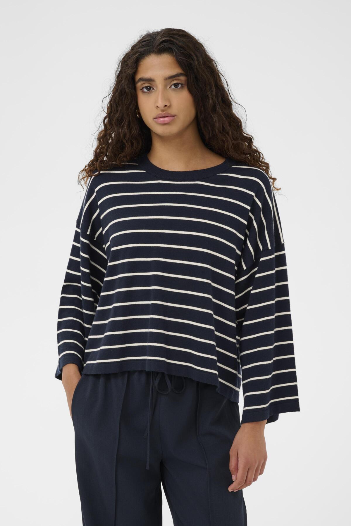 SLSpina Boxy Pullover Cropped Salute med vita ränder - 30 - 30408863