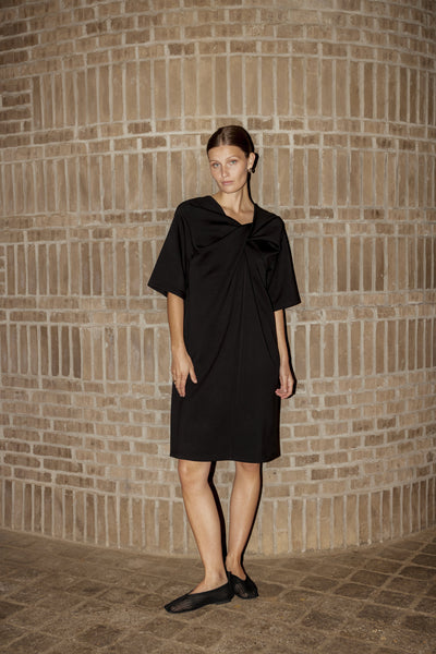 SLMarigold Knot Dress SS Svart - 194008 - 30408991 Thumbnail