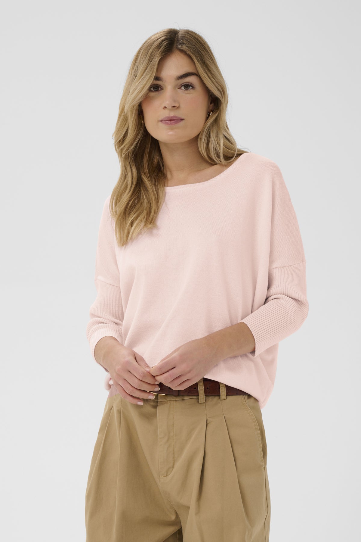 A2561, MilaSZ R-Neck Pullover Chalk Pink - 131904 - 30500003
