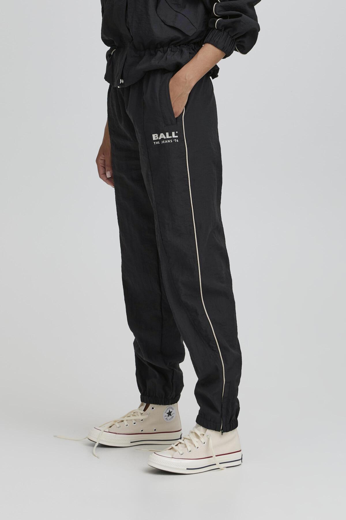 BASTELLA CORE TRACK PANT Svart - 50405322