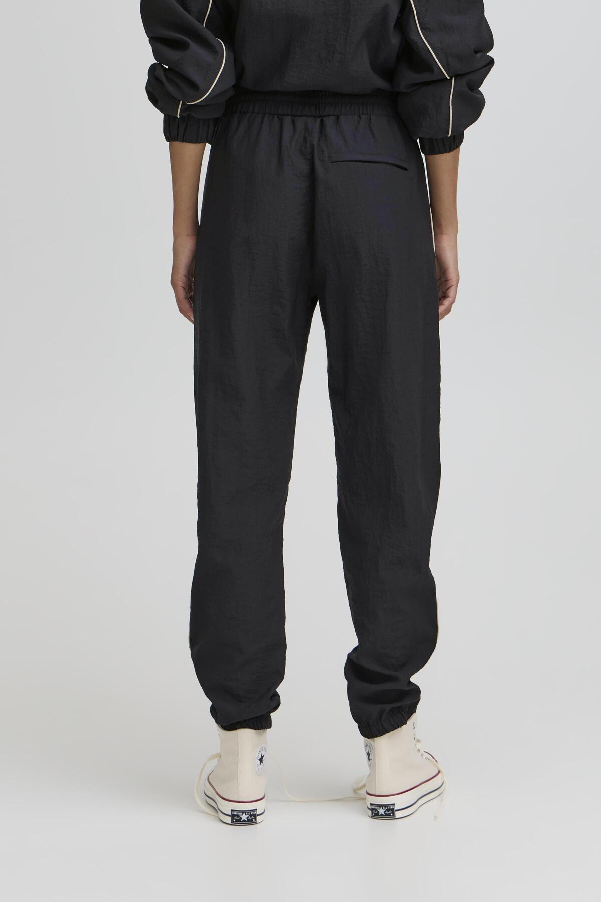 BASTELLA CORE TRACK PANT Svart - 50405322