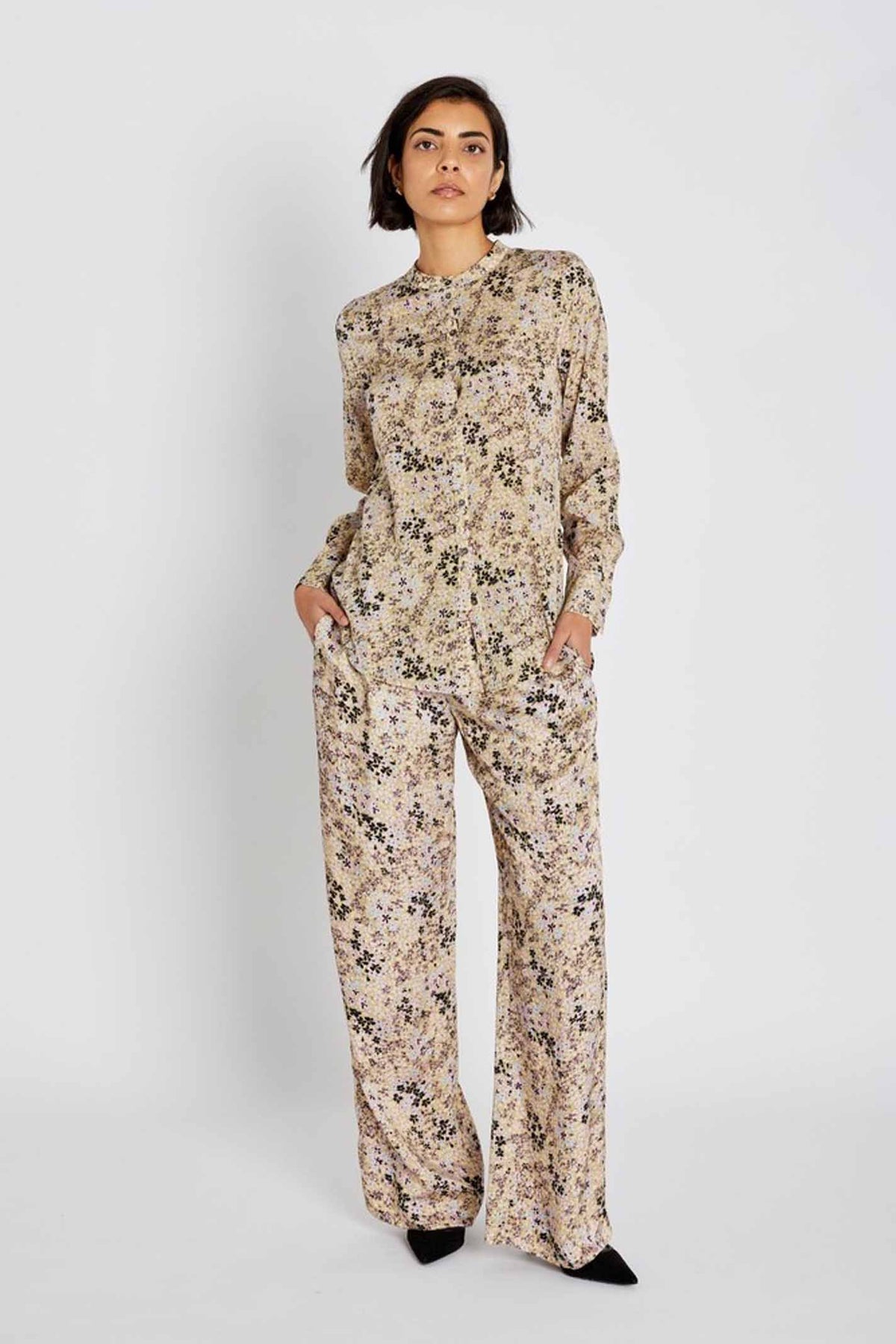603HMNoran pants 805 Lätt blommönster - HM1308
